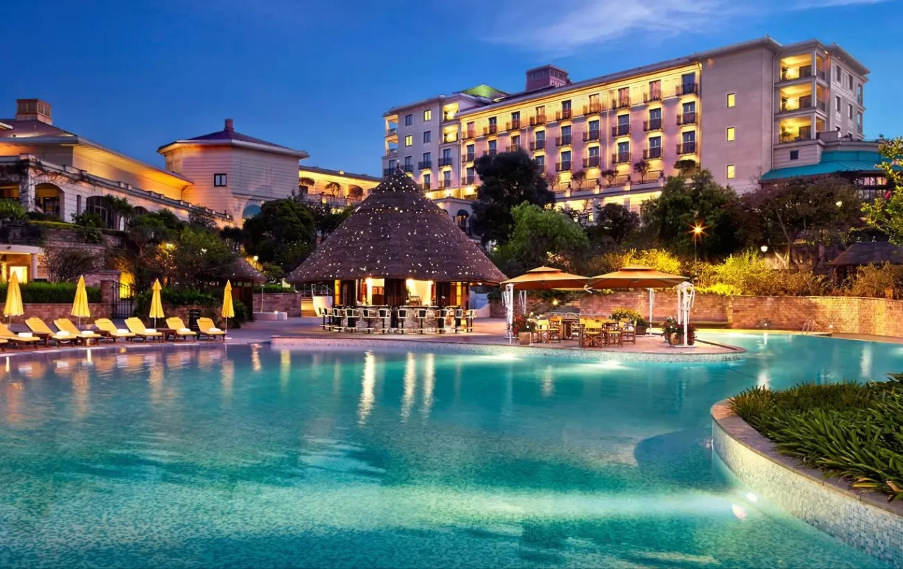 Hospitality swimming pool